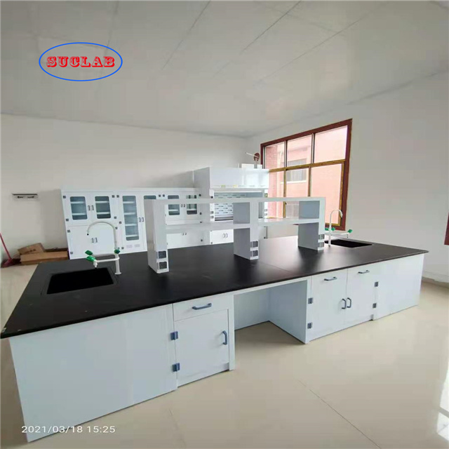 Estulão de laboratório de química ergonômica com altura ajustável 0
