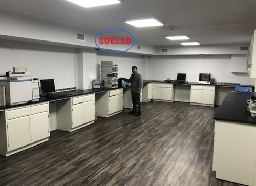 Últimos blogs da empresa sobre Custom White High Level Full Steel Laboratory Furniture With Reagent Shelf Solutions for Overseas Markets