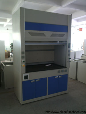 Bom preço O laboratório de aço da câmara das emanações do metal laminou o armário material com pés ajustáveis on-line
