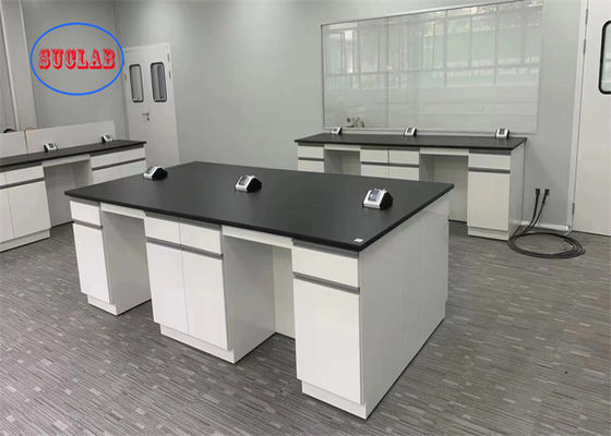 Bom preço Banco de laboratório de química de aço Banco de laboratório de trabalho de Hong Kong Branco com tomada multifuncional e prateleira de vidro ajustável on-line