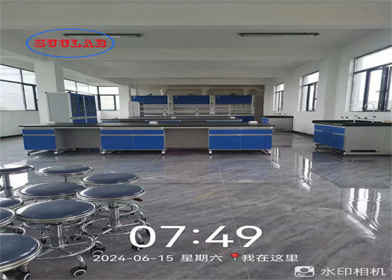 Bom preço Laboratório de Química de Madeira Bancada de Trabalho de Laboratório Casework Vietnã com Resina Fenólica Bancada de Trabalho / C Frame Multiplos Armários on-line
